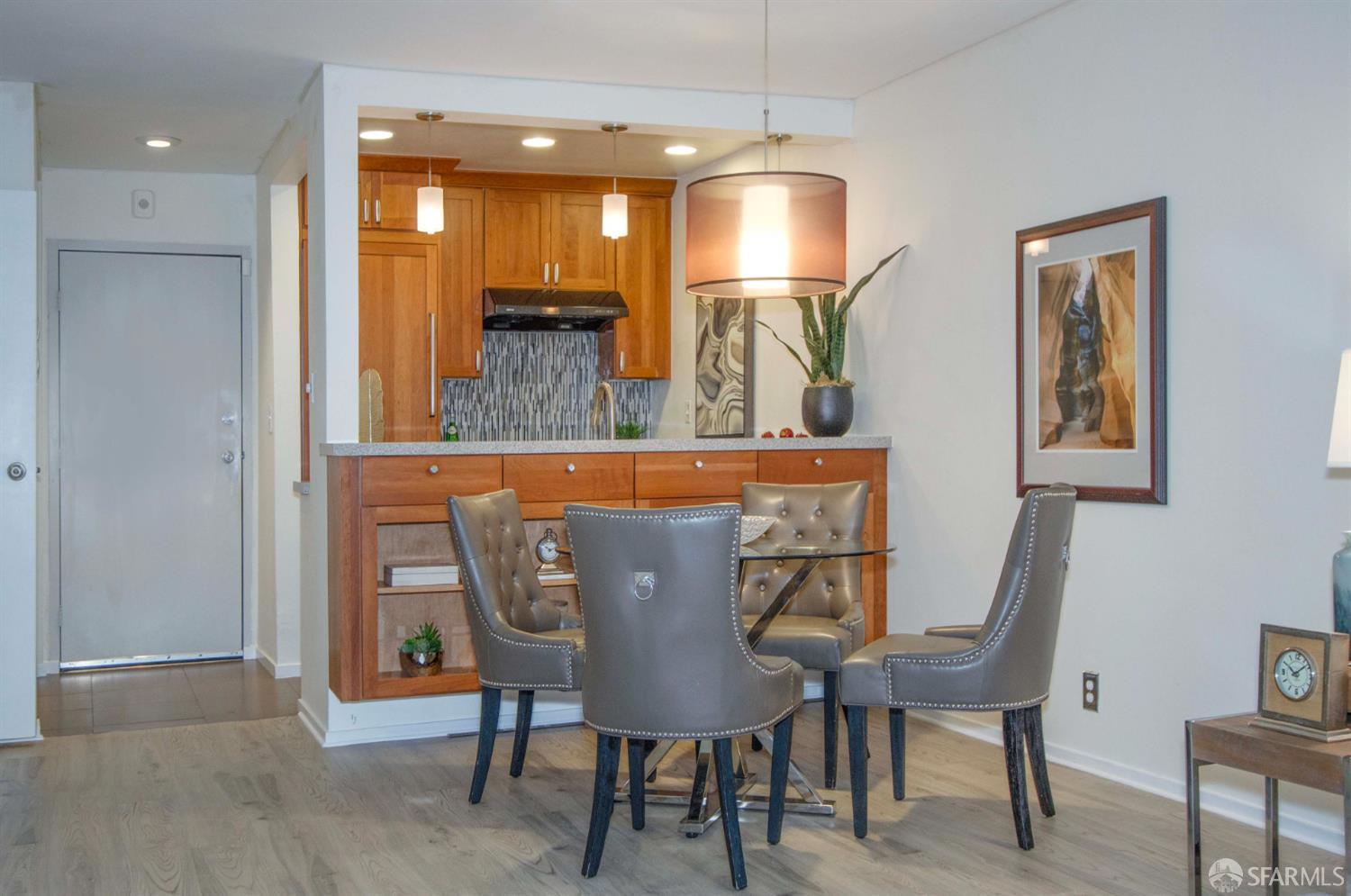 Photo #10: 426112924 Listing: Photo #10