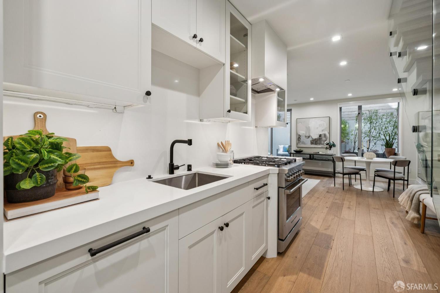 Photo #6: 426113444 Listing: Photo #6