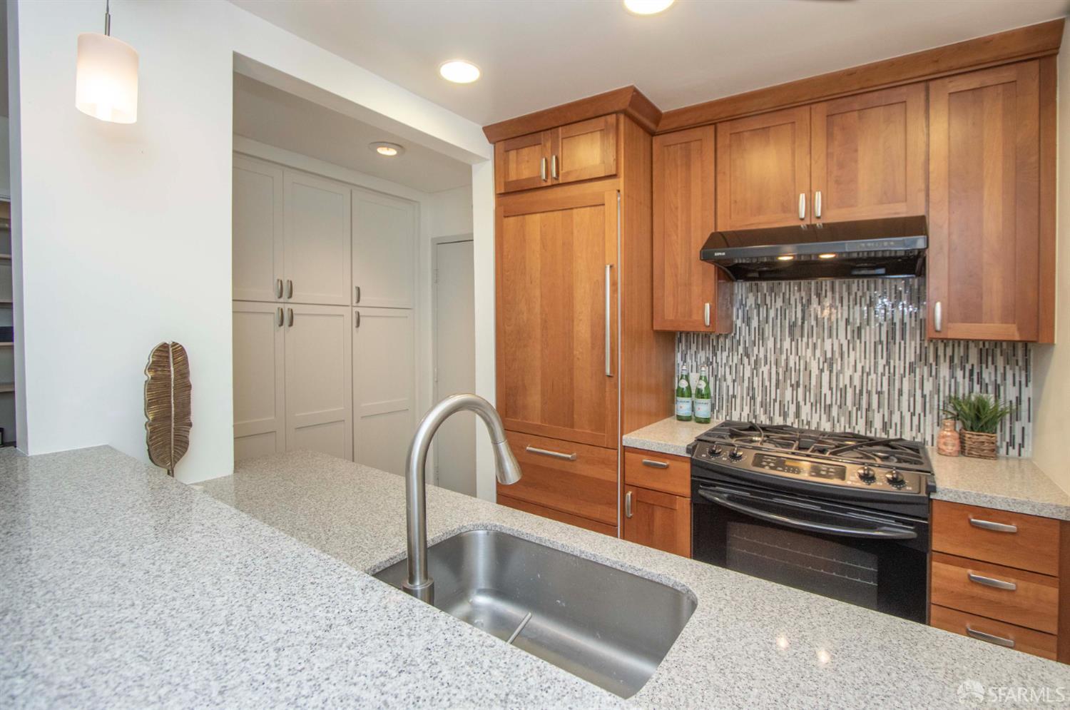 Photo #8: 426112924 Listing: Photo #8