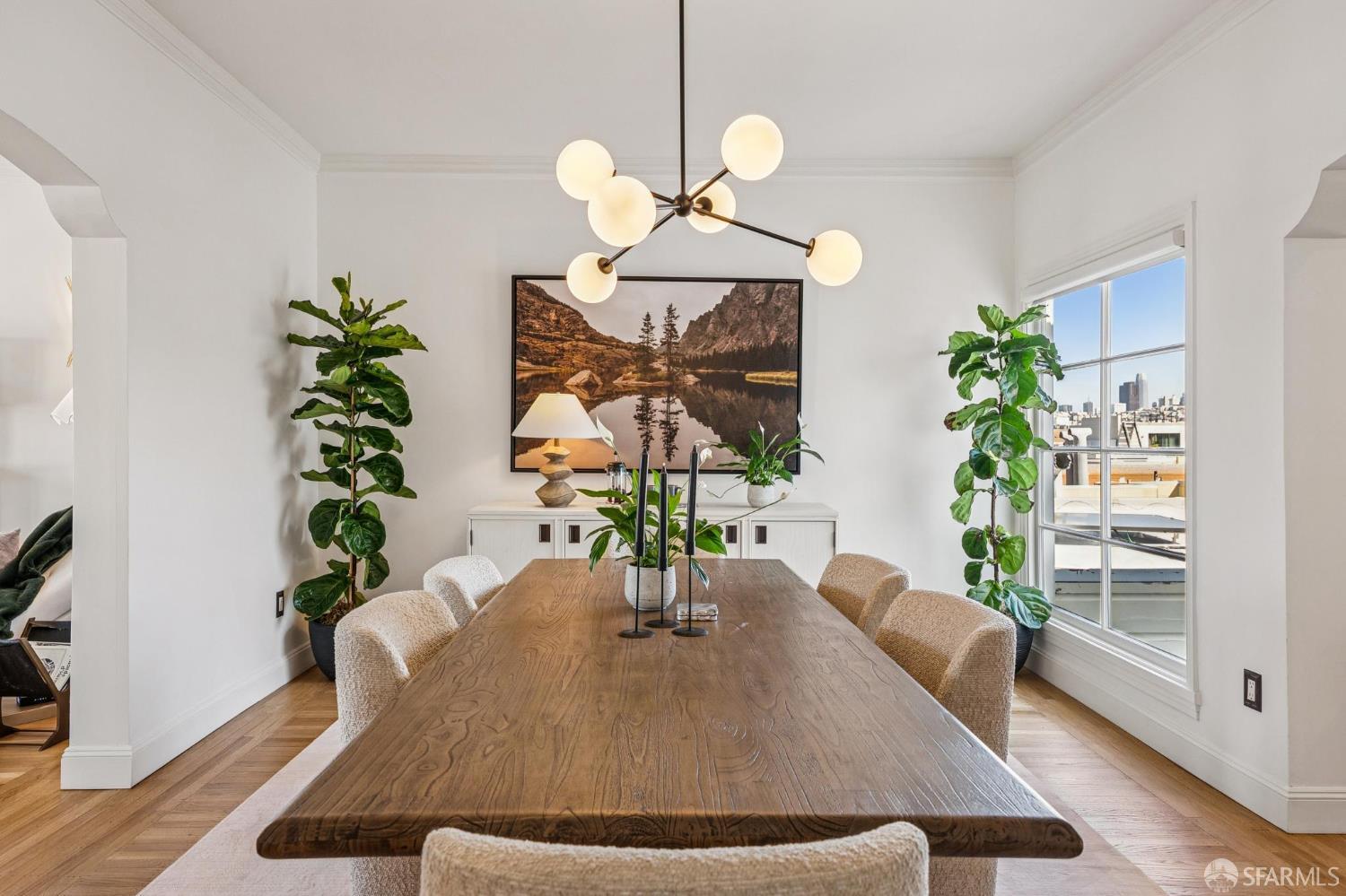 Detail Gallery Image 9 of 51 For 2165 Beach St #5,  San Francisco,  CA 94123 - 2 Beds | 2 Baths