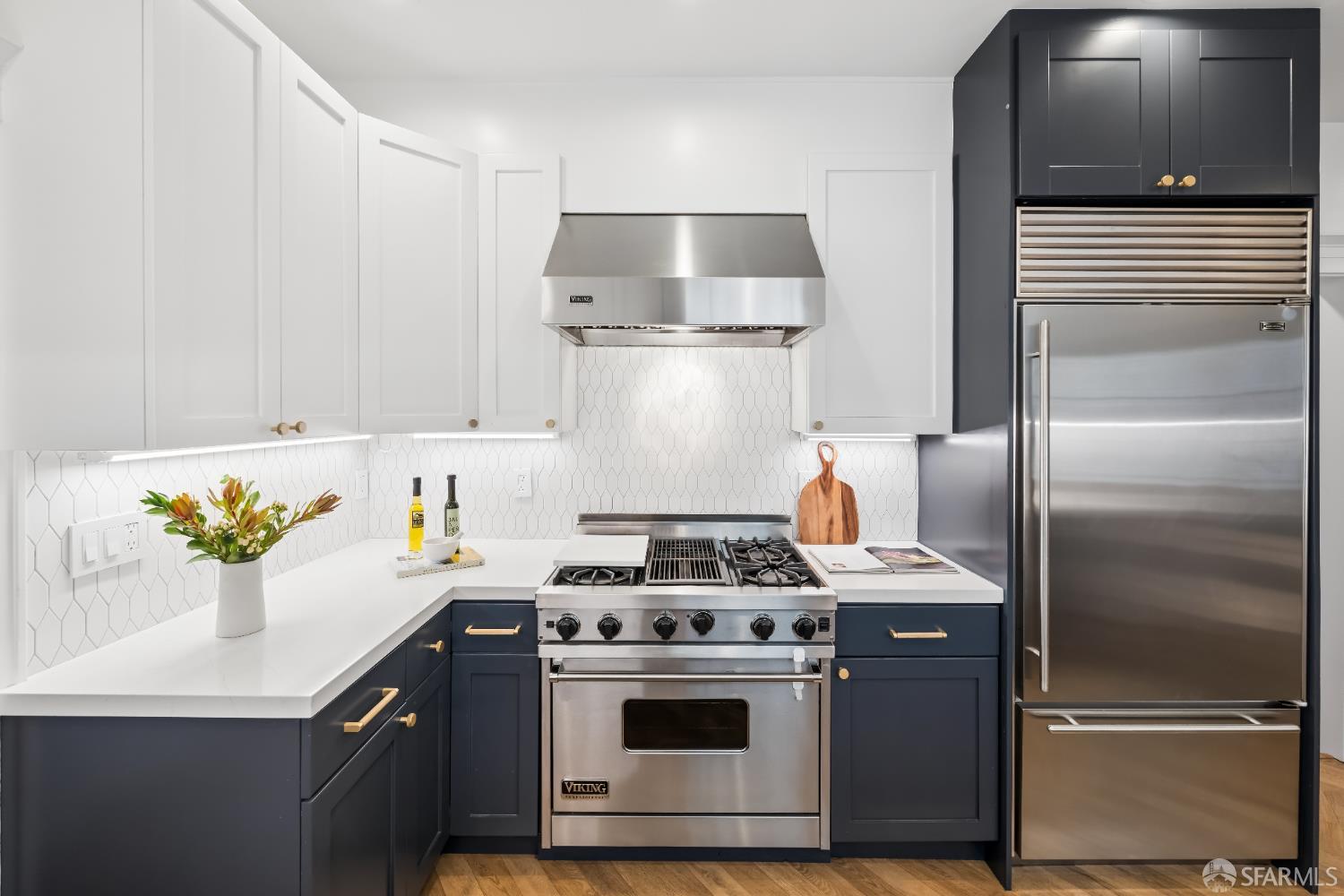 Photo #10: 426112483 Listing: Photo #10