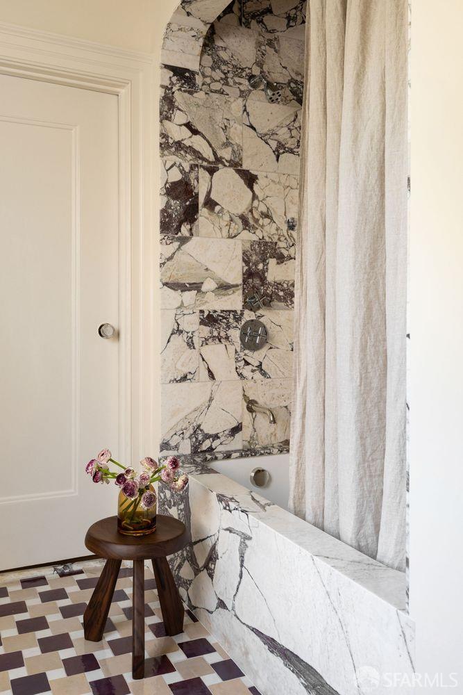 Detail Gallery Image 55 of 85 For 2196 Jackson St, San Francisco,  CA 94115 - 5 Beds | 4/1 Baths