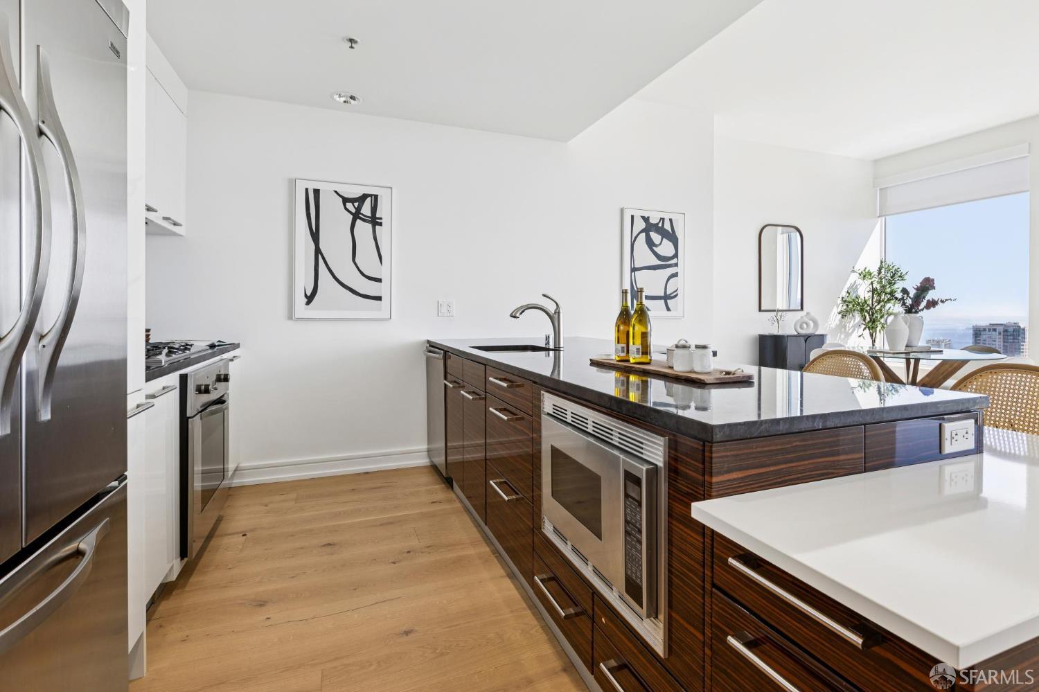 Photo #10: 426108116 Listing: Photo #10