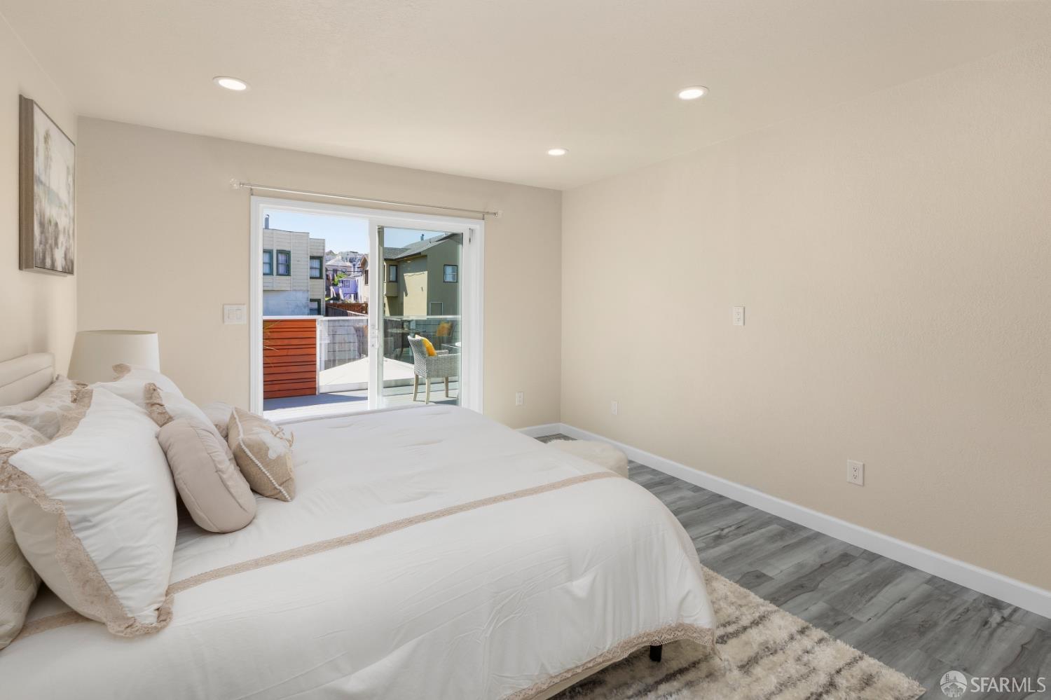 Detail Gallery Image 22 of 97 For 1247 Fitzgerald Ave, San Francisco,  CA 94124 - 4 Beds | 3 Baths