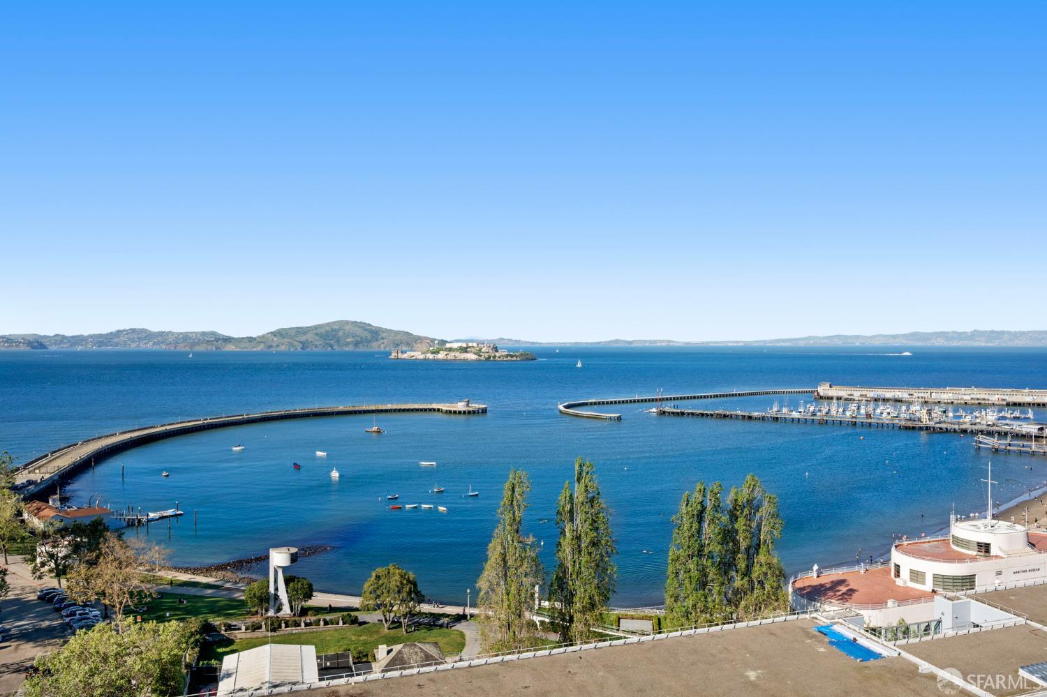 Photo #8: 426112495 Listing: Photo #8