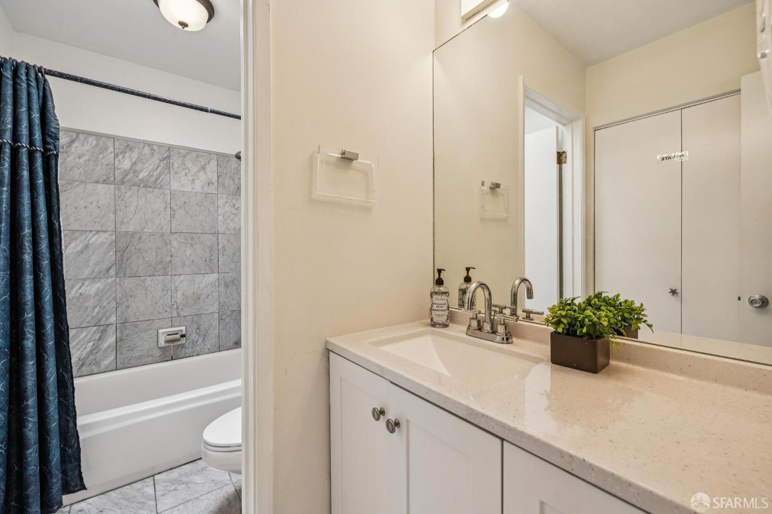 Detail Gallery Image 36 of 82 For 532 Franconia St, San Francisco,  CA 94110 - 5 Beds | 4 Baths