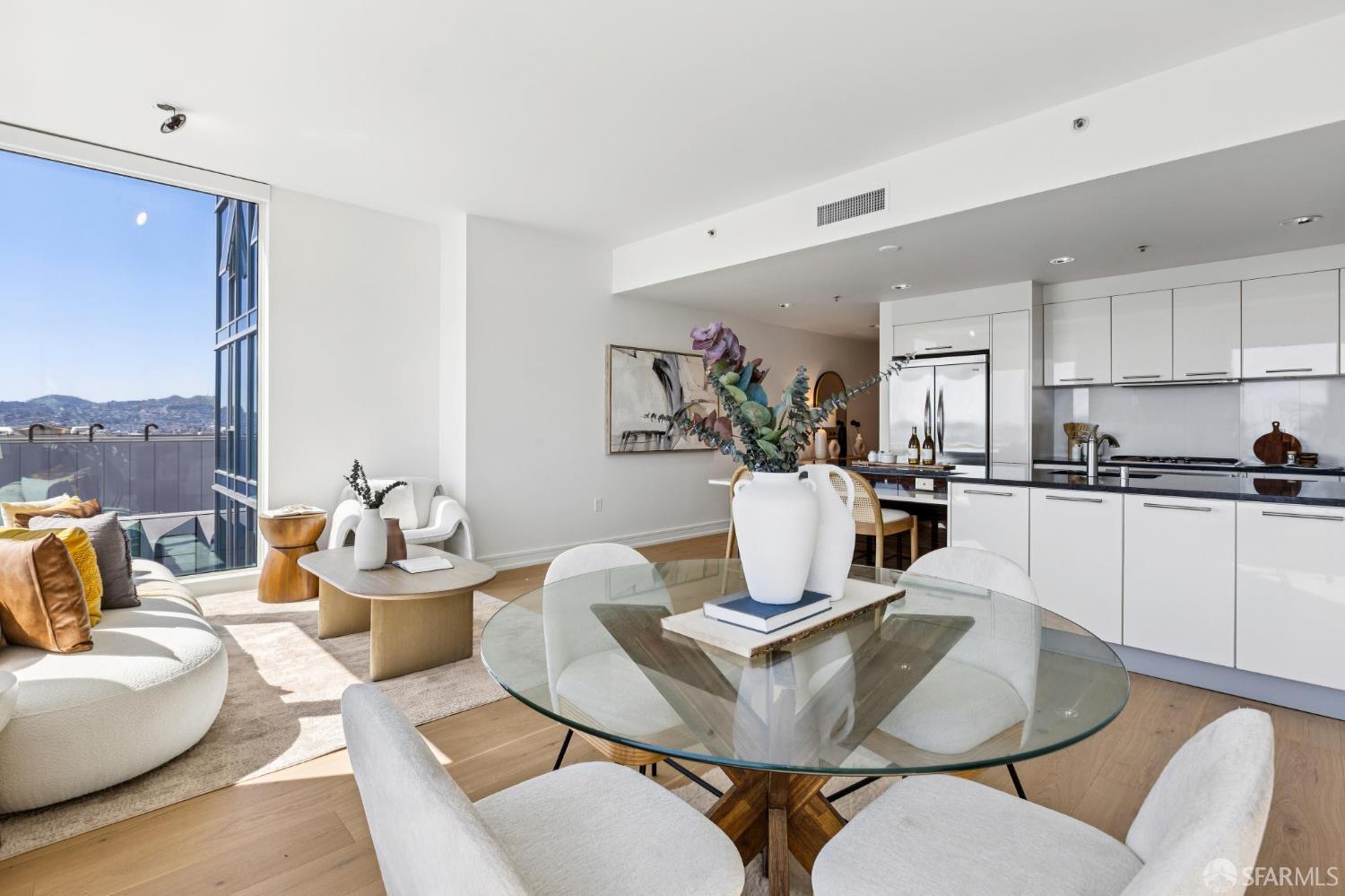 Photo #5: 426108116 Listing: Photo #5