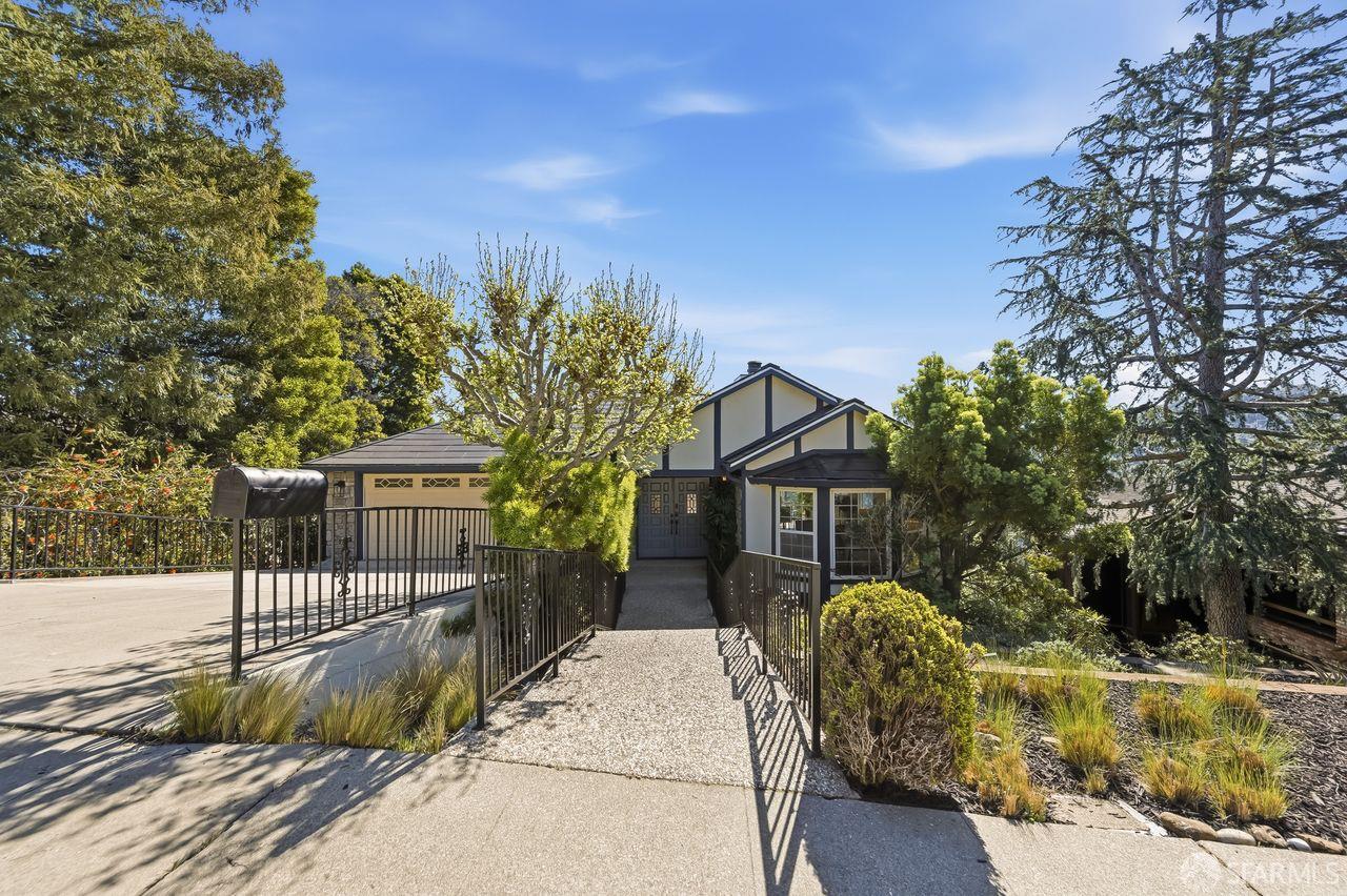 Detail Gallery Image 47 of 58 For 179 Bay View Dr, San Carlos,  CA 94070 - 3 Beds | 2/1 Baths