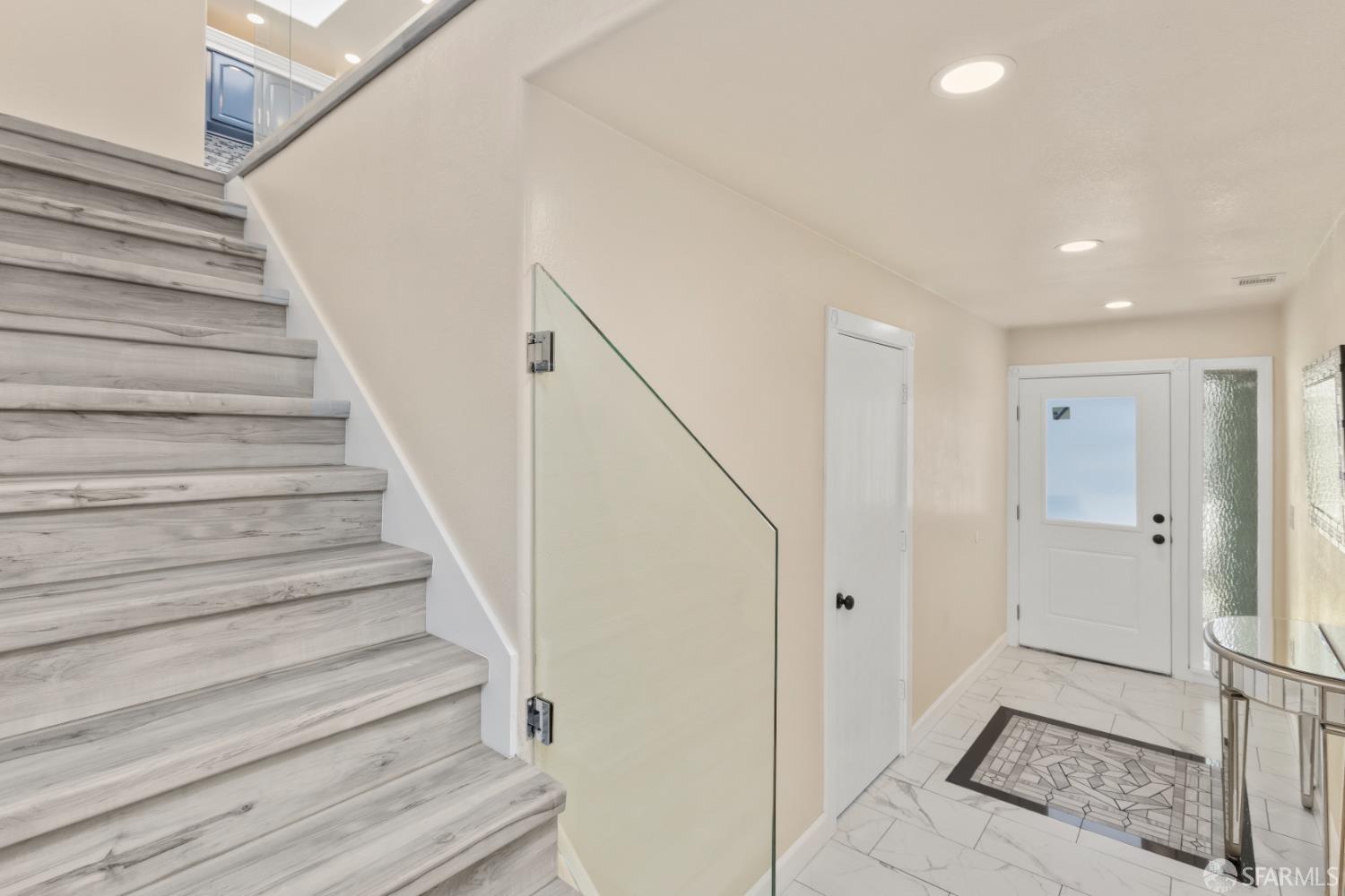 Detail Gallery Image 3 of 97 For 1247 Fitzgerald Ave, San Francisco,  CA 94124 - 4 Beds | 3 Baths