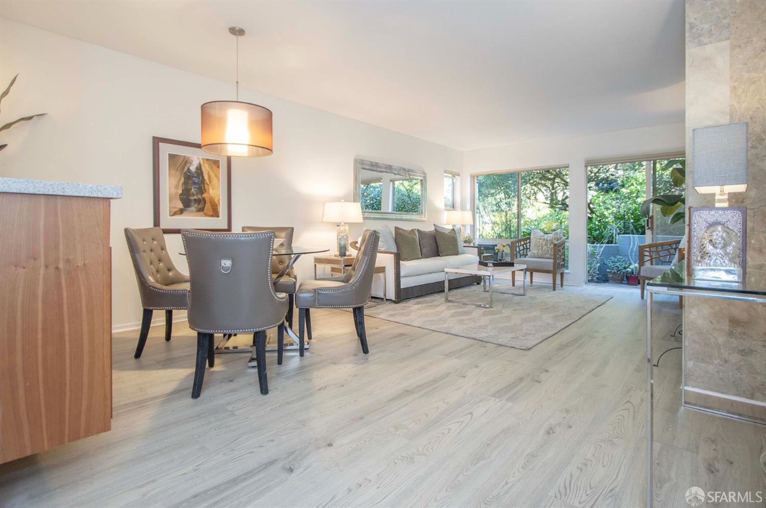 Photo #3: 426112924 Listing: Photo #3