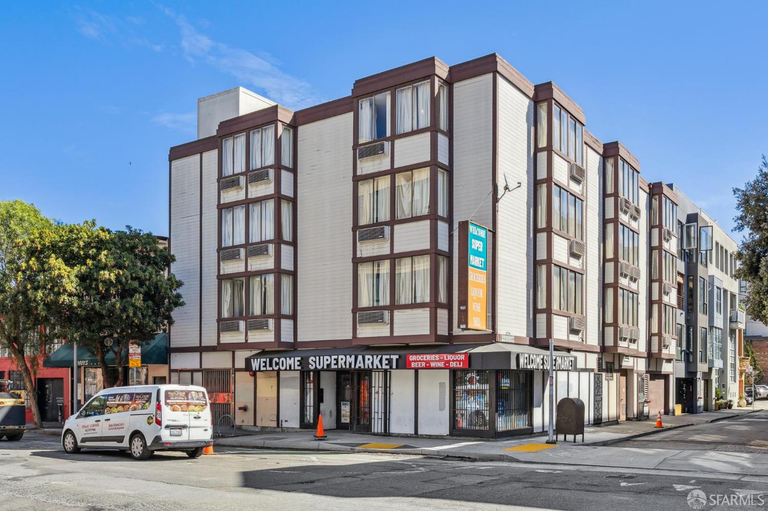 Front Image Thumbnail for SF426113596