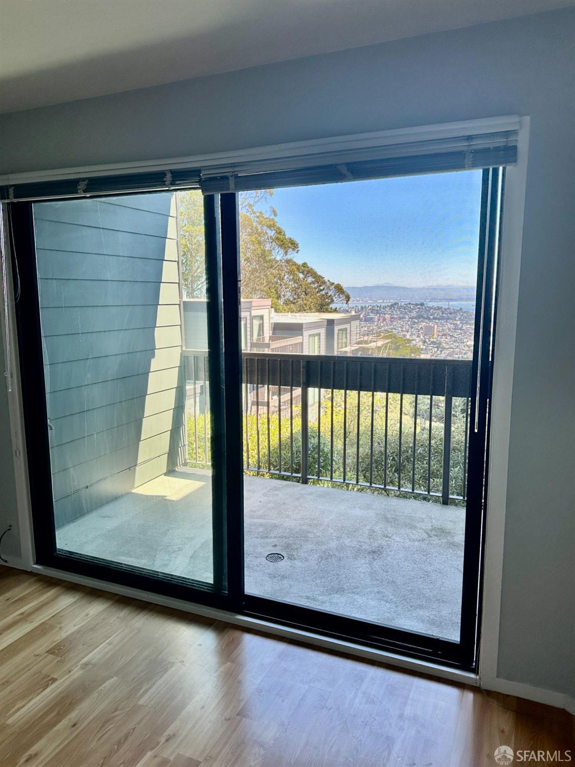 Detail Gallery Image 12 of 21 For 5177 Diamond Heights Blvd #113,  San Francisco,  CA 94131 - 1 Beds | 1 Baths