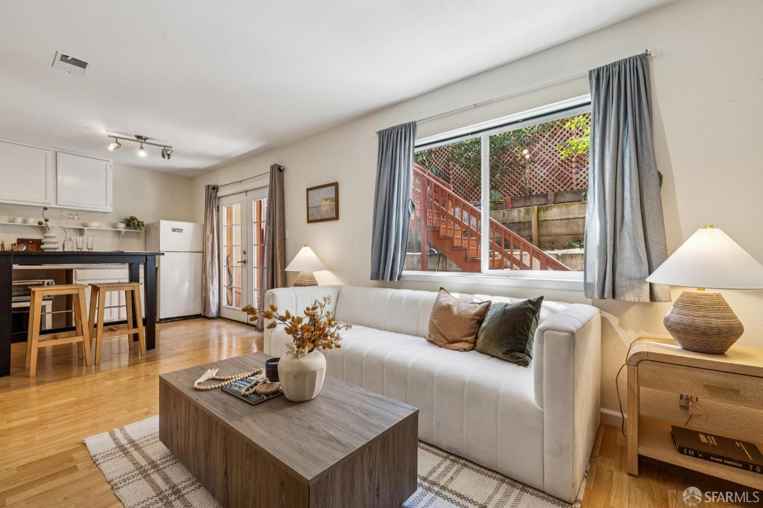 Detail Gallery Image 47 of 82 For 532 Franconia St, San Francisco,  CA 94110 - 5 Beds | 4 Baths