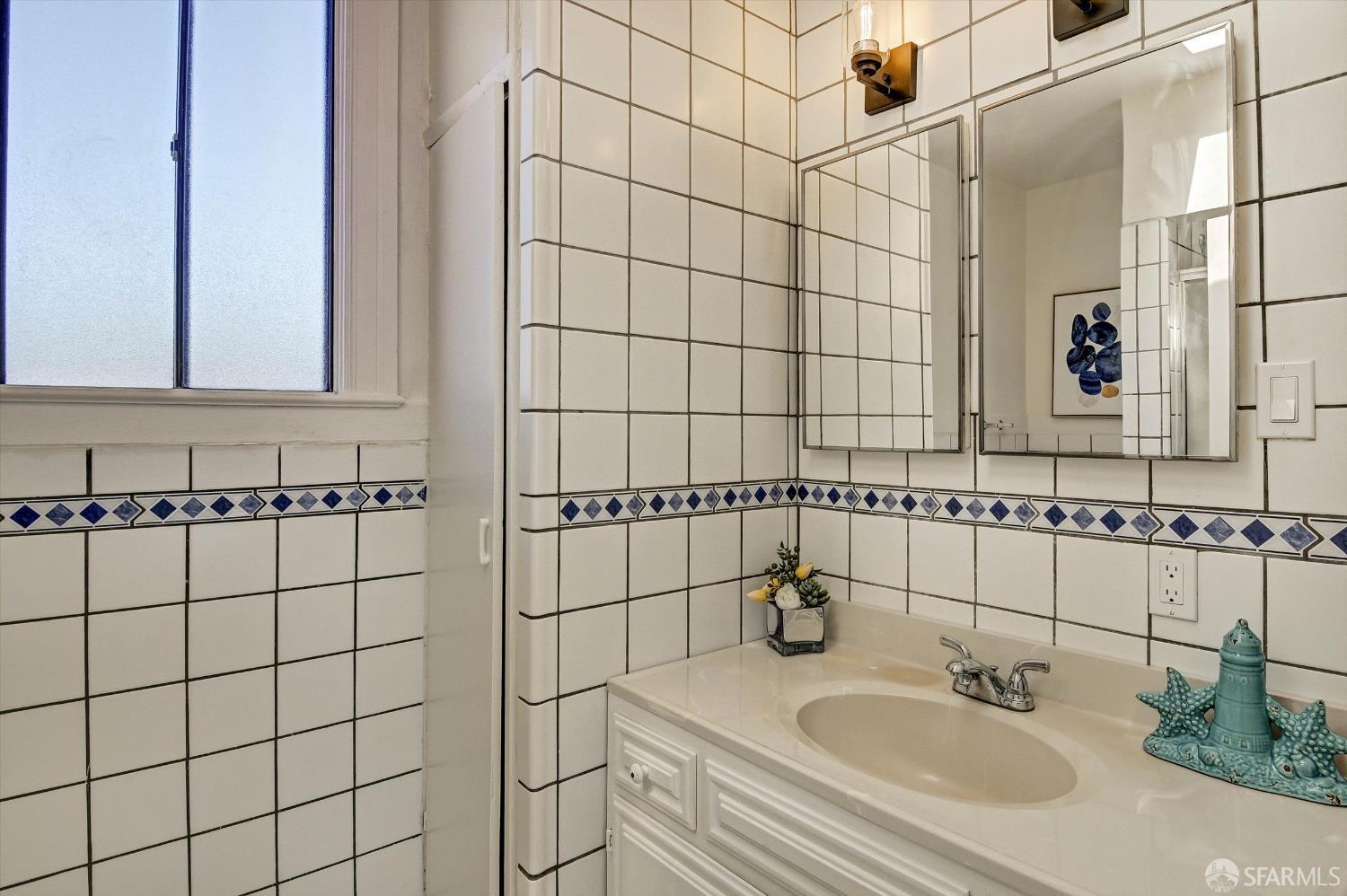 Detail Gallery Image 37 of 59 For 301 Santa Ana Ave, San Francisco,  CA 94127 - 3 Beds | 2 Baths