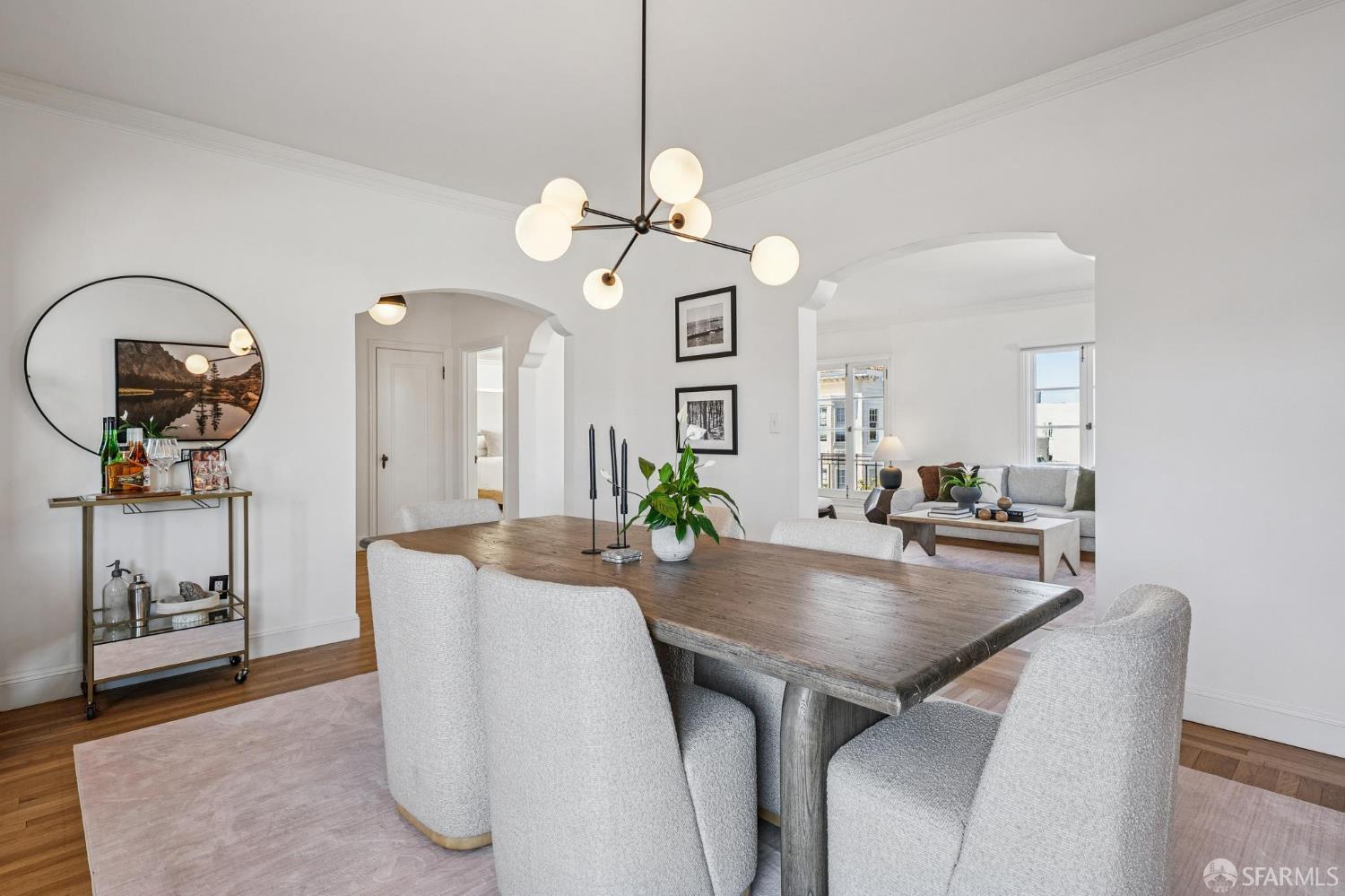 Detail Gallery Image 11 of 51 For 2165 Beach St #5,  San Francisco,  CA 94123 - 2 Beds | 2 Baths