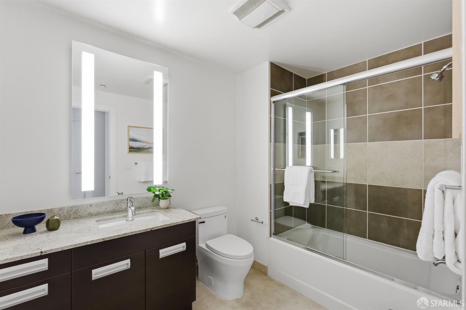 Photo #16: 426113178 Listing: Photo #16