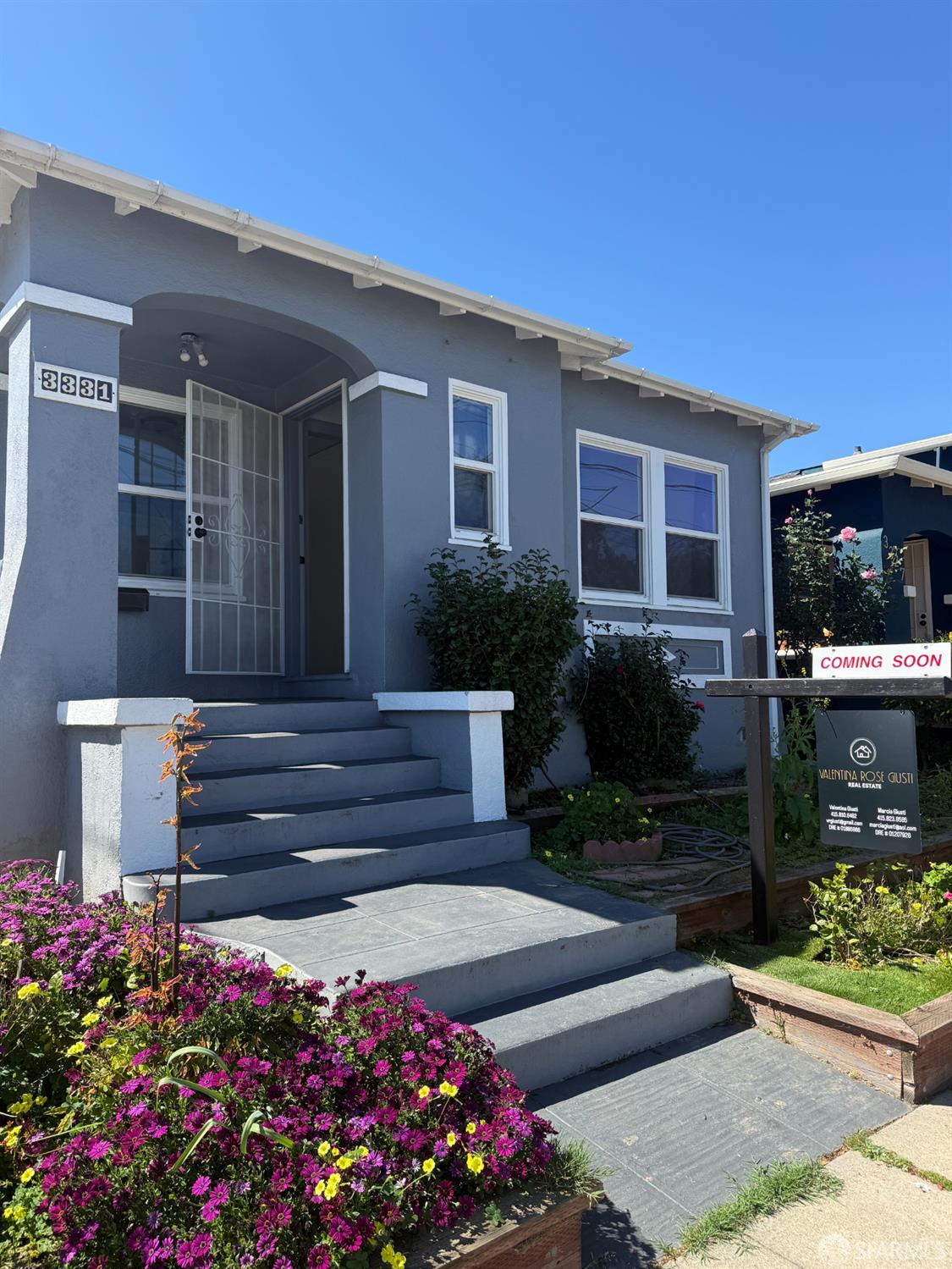 Detail Gallery Image 4 of 41 For 3331 Davis St, Oakland,  CA 94601 - 2 Beds | 1 Baths