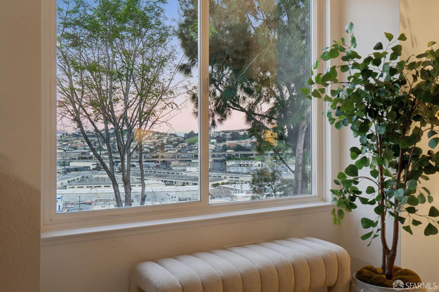 Detail Gallery Image 62 of 82 For 532 Franconia St, San Francisco,  CA 94110 - 5 Beds | 4 Baths