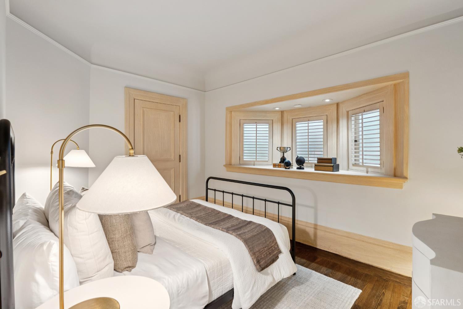 Detail Gallery Image 41 of 78 For 2535 Vallejo St, San Francisco,  CA 94123 - 3 Beds | 3/2 Baths