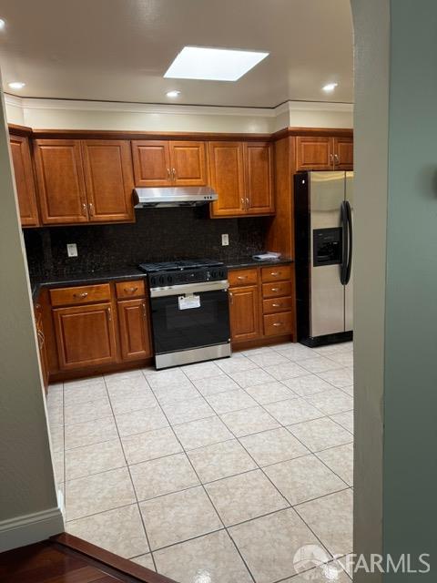 Detail Gallery Image 18 of 27 For 143 1st Ave, Daly City,  CA 94014 - 3 Beds | 2 Baths