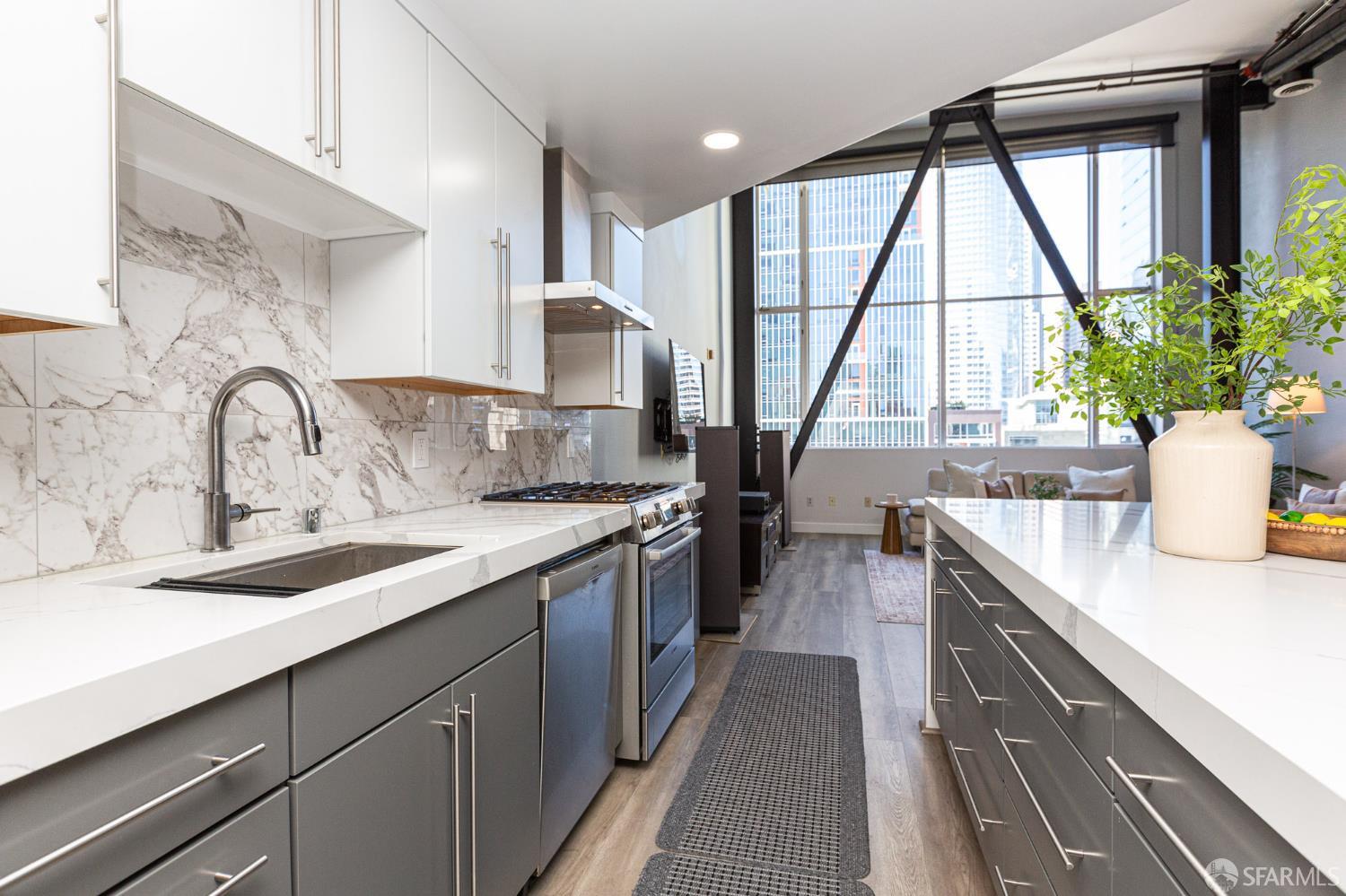 Photo #22: 426110365 Listing: Photo #22