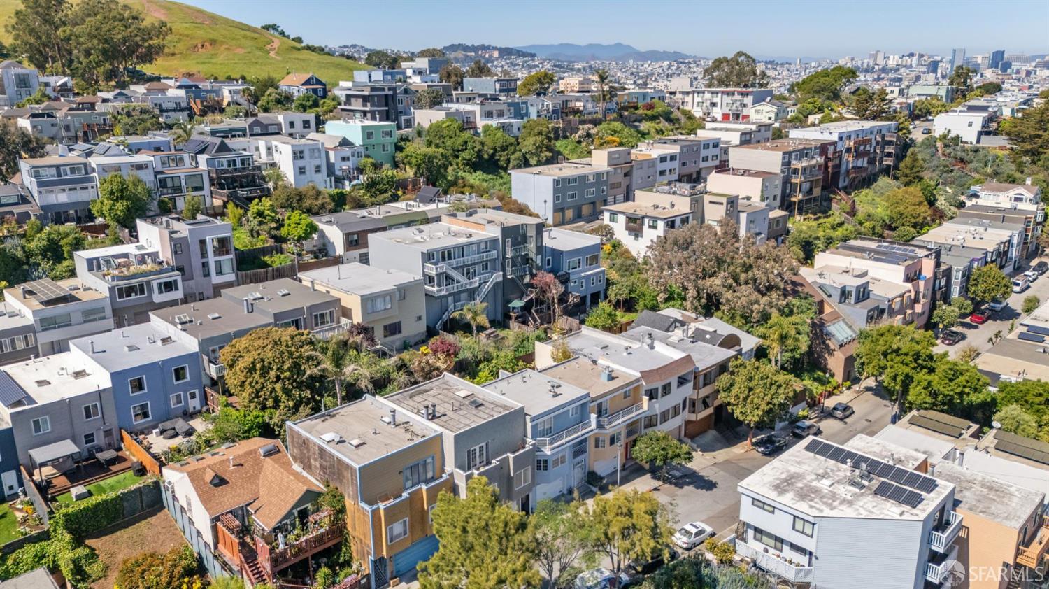 Detail Gallery Image 75 of 82 For 532 Franconia St, San Francisco,  CA 94110 - 5 Beds | 4 Baths