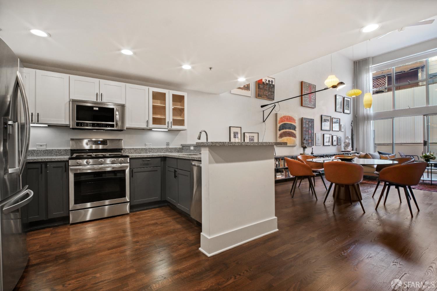 Photo #5: 426108151 Listing: Photo #5