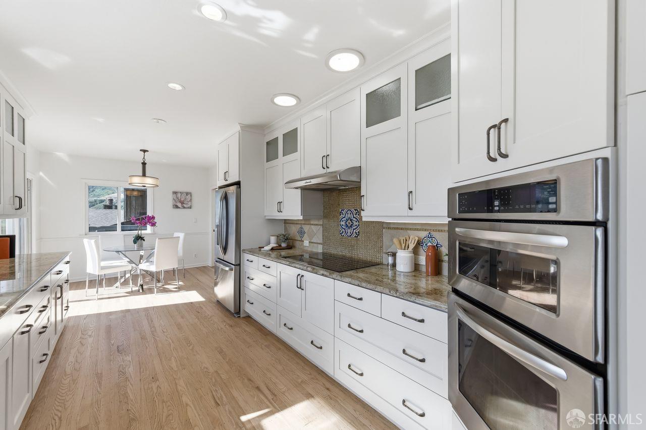 Detail Gallery Image 16 of 58 For 179 Bay View Dr, San Carlos,  CA 94070 - 3 Beds | 2/1 Baths