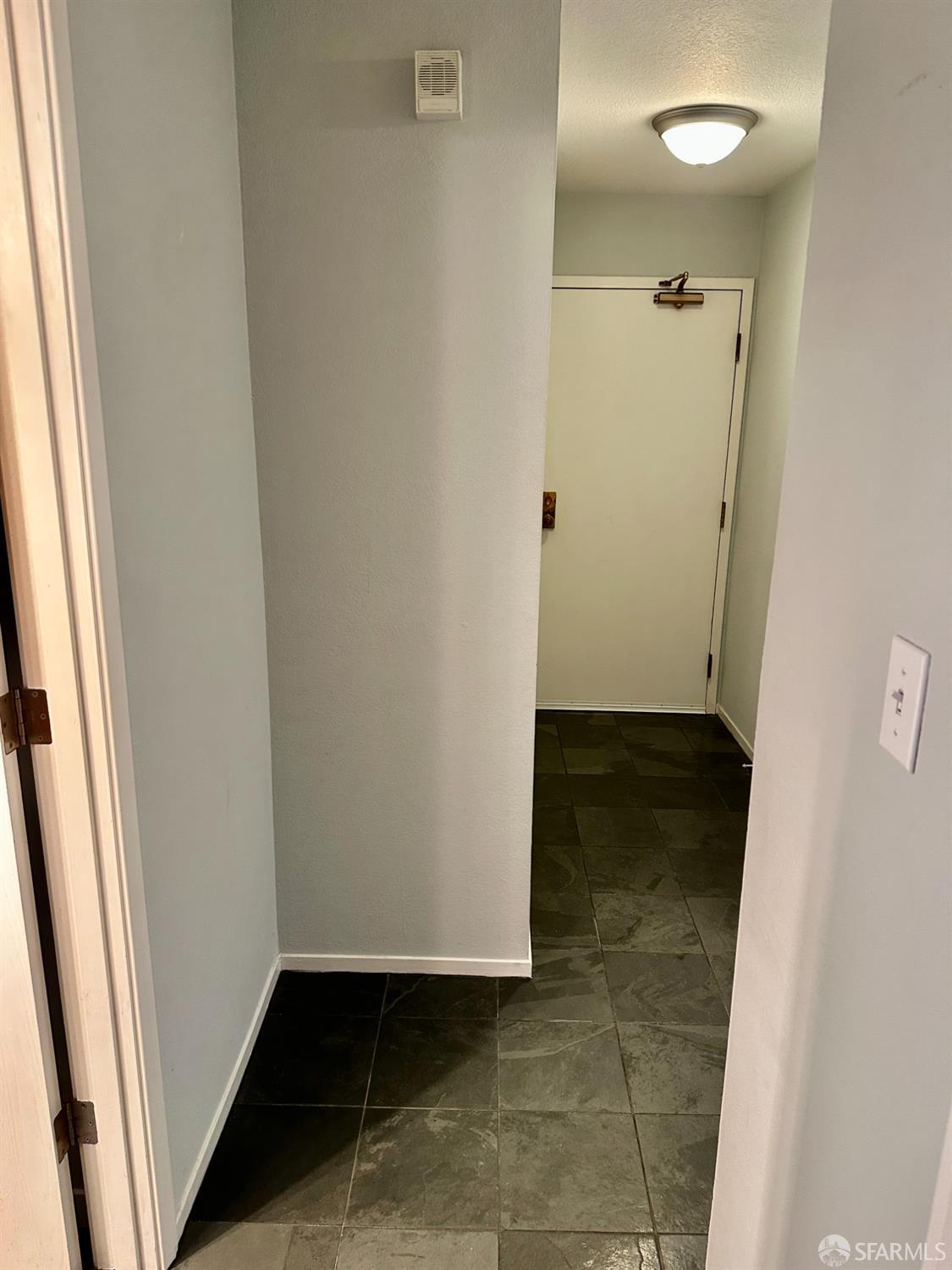 Detail Gallery Image 8 of 21 For 5177 Diamond Heights Blvd #113,  San Francisco,  CA 94131 - 1 Beds | 1 Baths