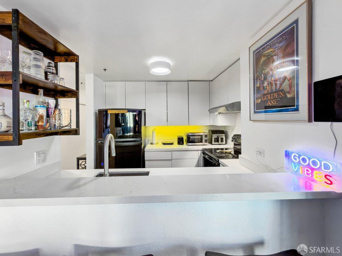 Photo #6: 426113802 Listing: Photo #6