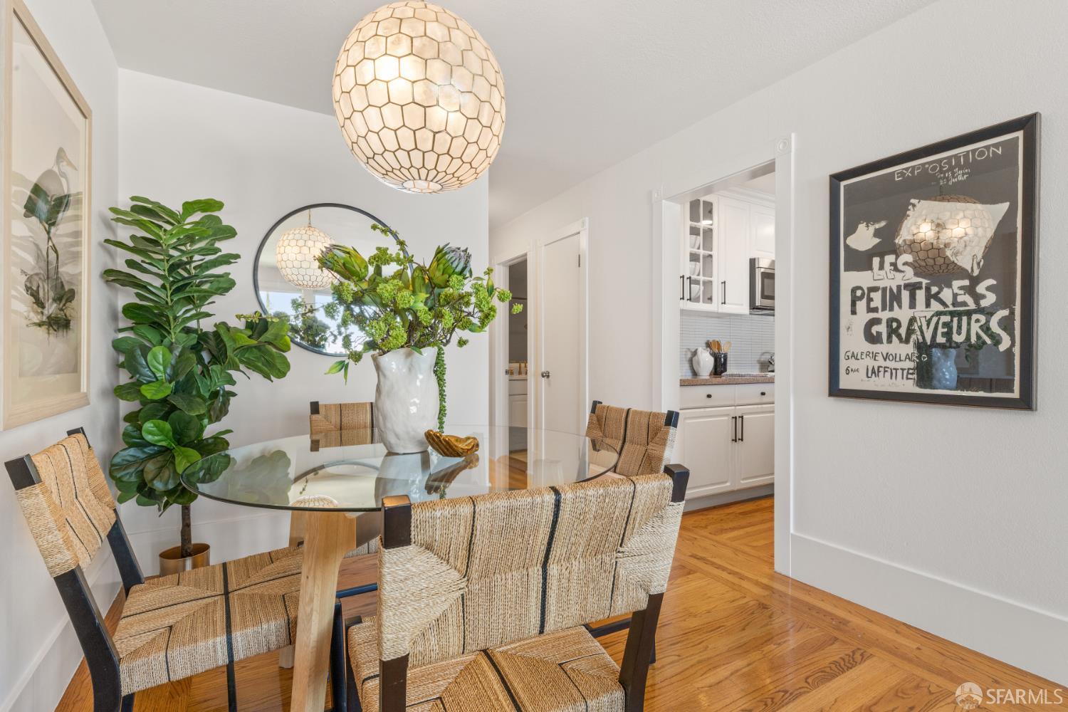 Photo #9: 426108101 Listing: Photo #9