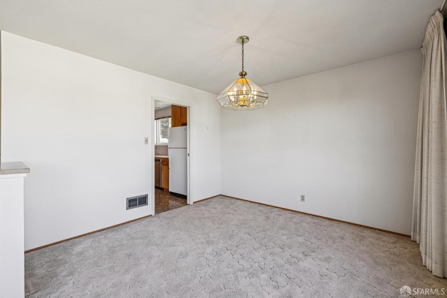 Detail Gallery Image 15 of 35 For 196 Alta Vista Way, Daly City,  CA 94014 - 2 Beds | 1 Baths