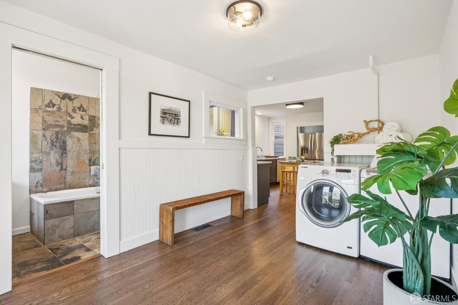 Detail Gallery Image 21 of 36 For 327 London St, San Francisco,  CA 94112 - 3 Beds | 2 Baths