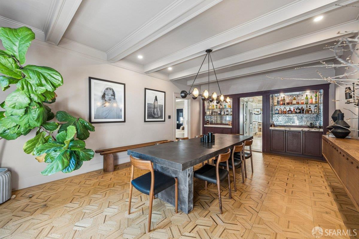 Detail Gallery Image 13 of 85 For 2196 Jackson St, San Francisco,  CA 94115 - 5 Beds | 4/1 Baths