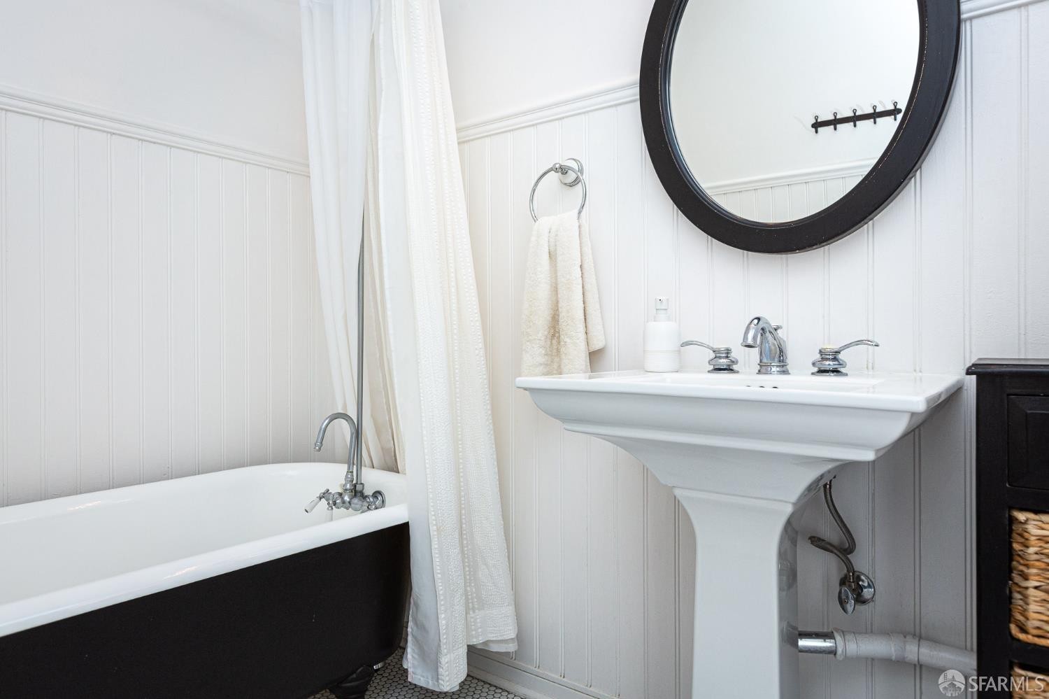 Photo #13: 426113788 Listing: Photo #13