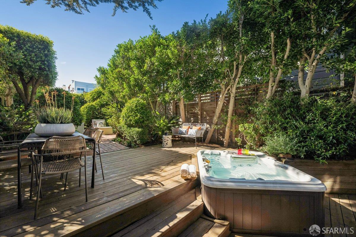 Detail Gallery Image 84 of 87 For 80 Diamond St, San Francisco,  CA 94114 - 3 Beds | 3 Baths