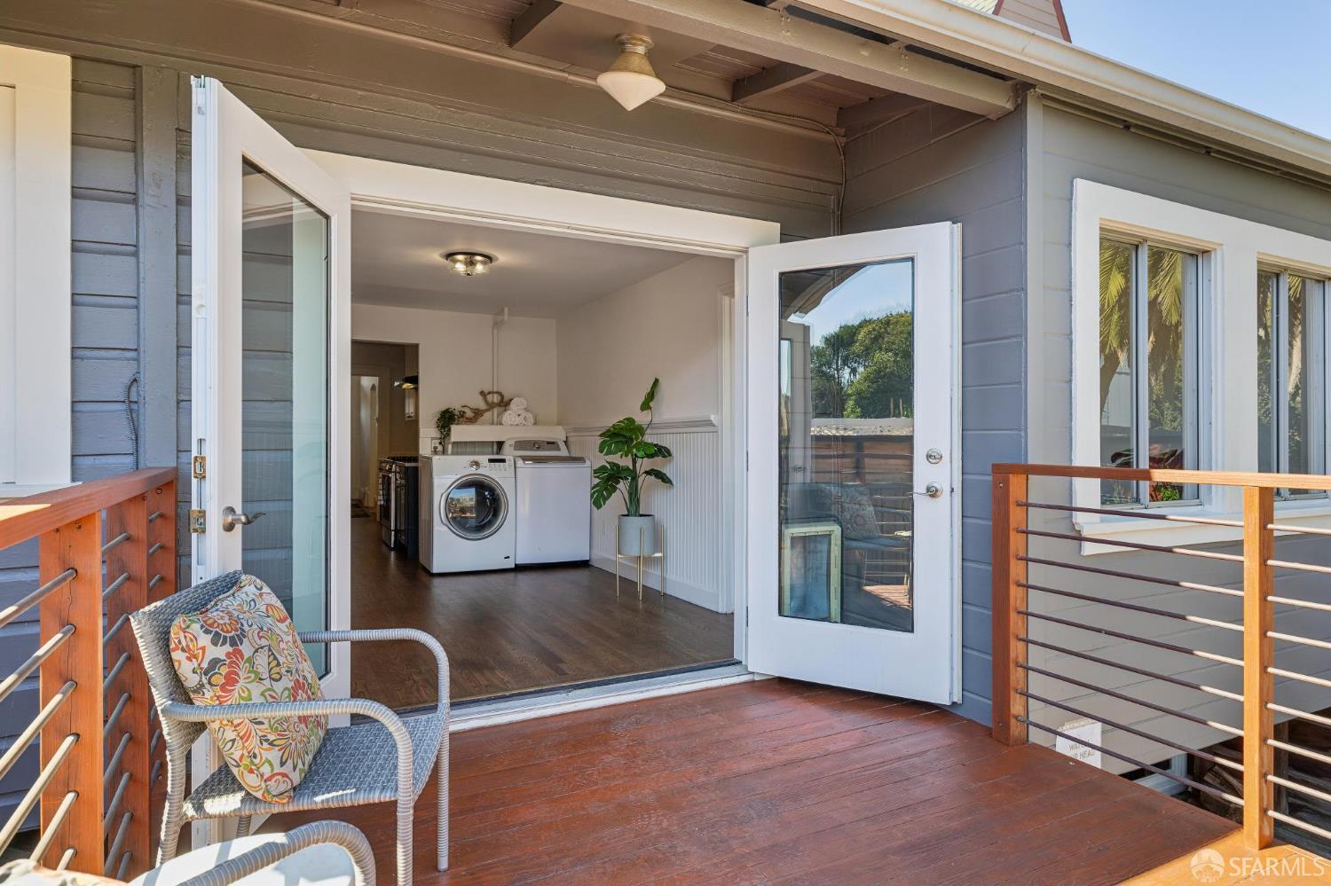 Detail Gallery Image 20 of 36 For 327 London St, San Francisco,  CA 94112 - 3 Beds | 2 Baths