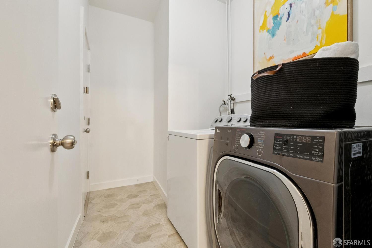 Photo #47: 426113973 Listing: Photo #47