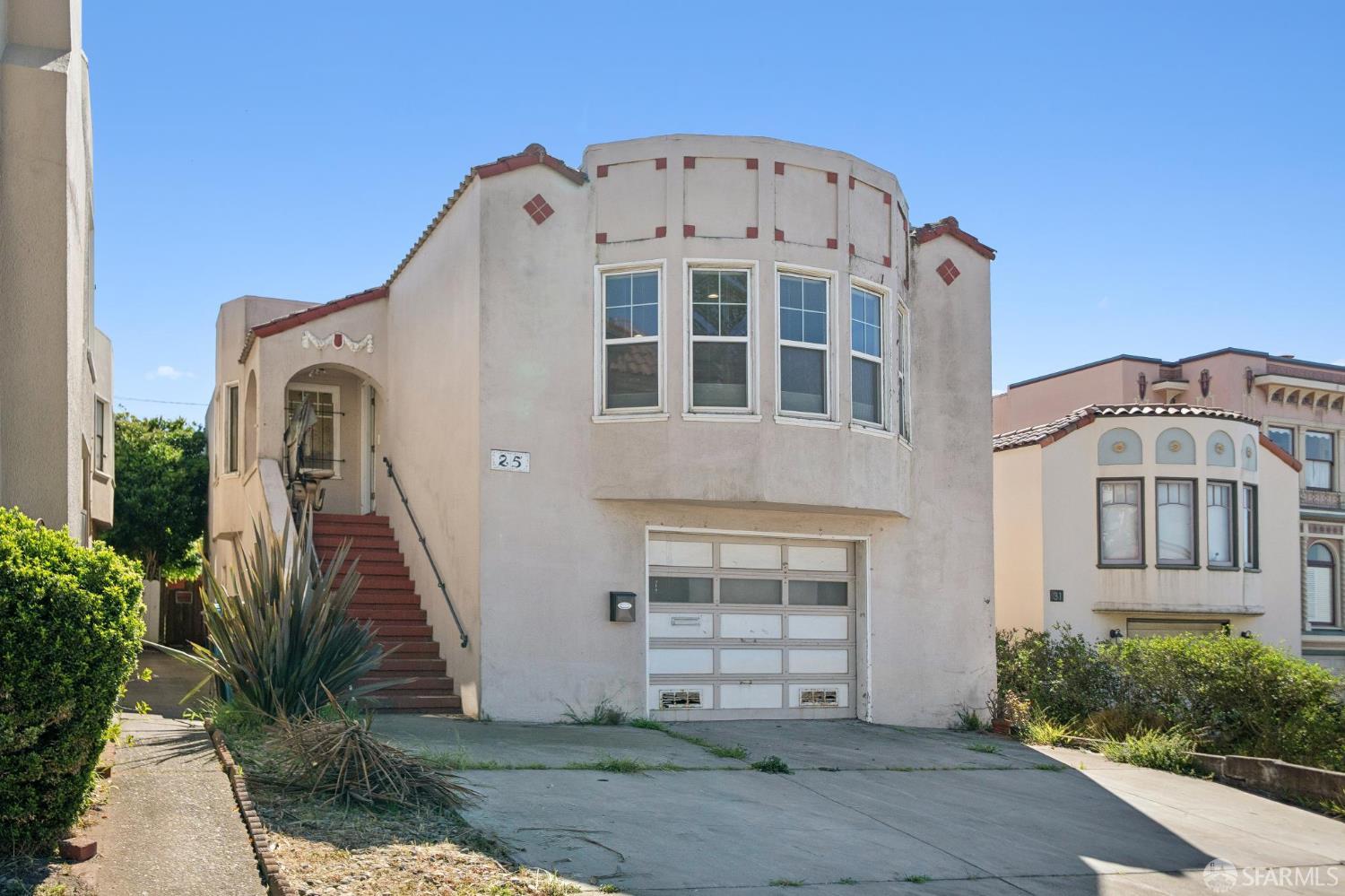 Detail Gallery Image 3 of 20 For 25 Claremont Blvd, San Francisco,  CA 94127 - 2 Beds | 1/1 Baths