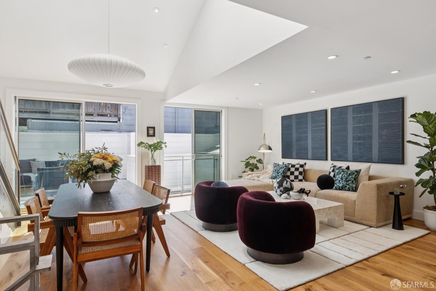 Photo #5: 426113923 Listing: Photo #5