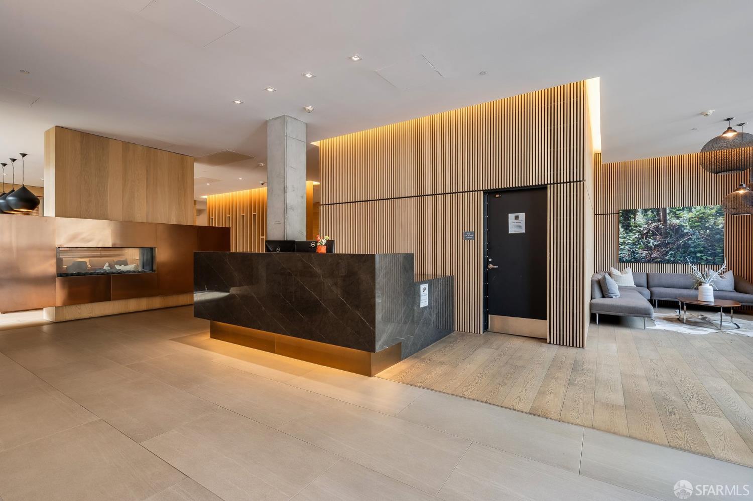 Photo #23: 426113997 Listing: Photo #23