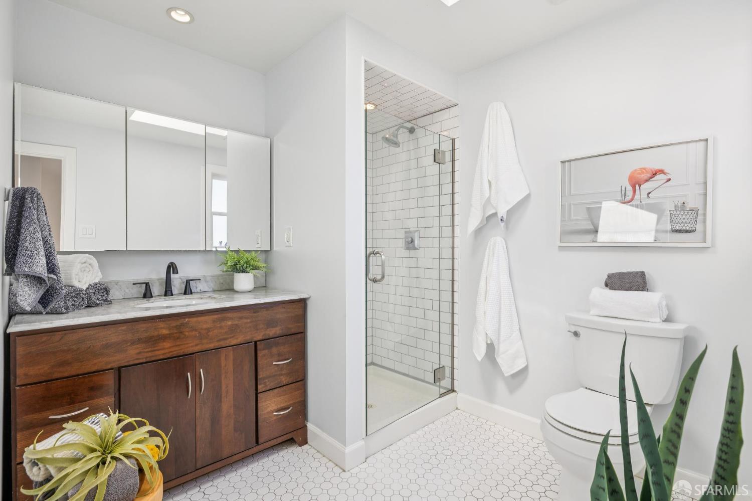 Detail Gallery Image 28 of 36 For 327 London St, San Francisco,  CA 94112 - 3 Beds | 2 Baths