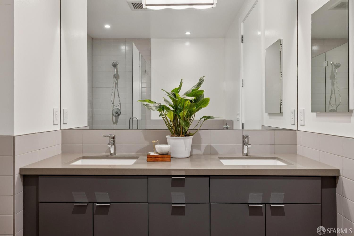 Photo #40: 426113923 Listing: Photo #40