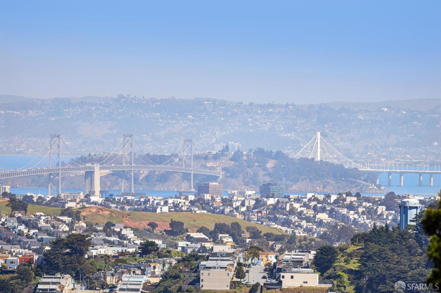 Detail Gallery Image 5 of 35 For 196 Alta Vista Way, Daly City,  CA 94014 - 2 Beds | 1 Baths