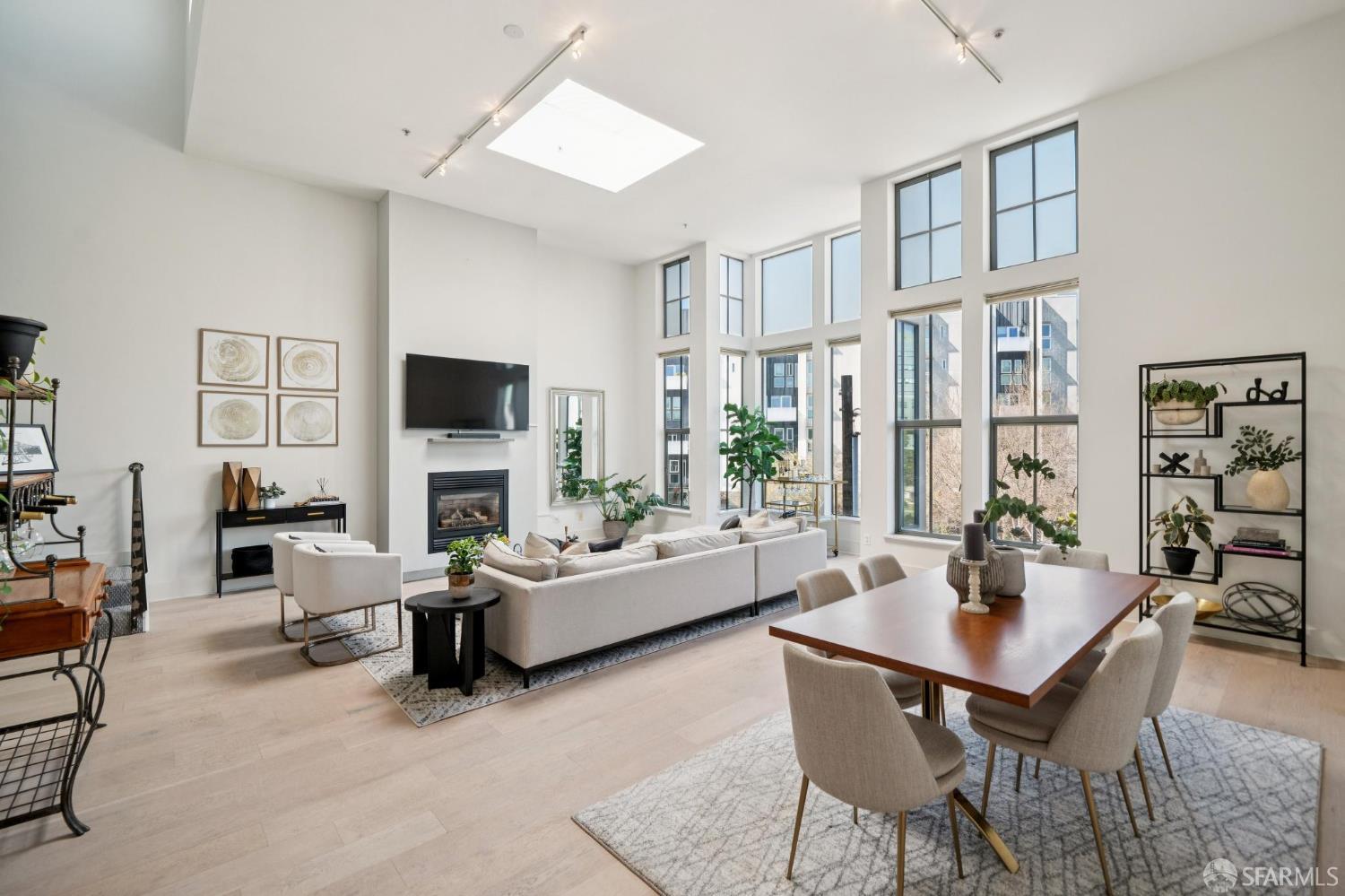 Detail Gallery Image 5 of 36 For 999 16th St #15,  San Francisco,  CA 94107 - 1 Beds | 1/1 Baths