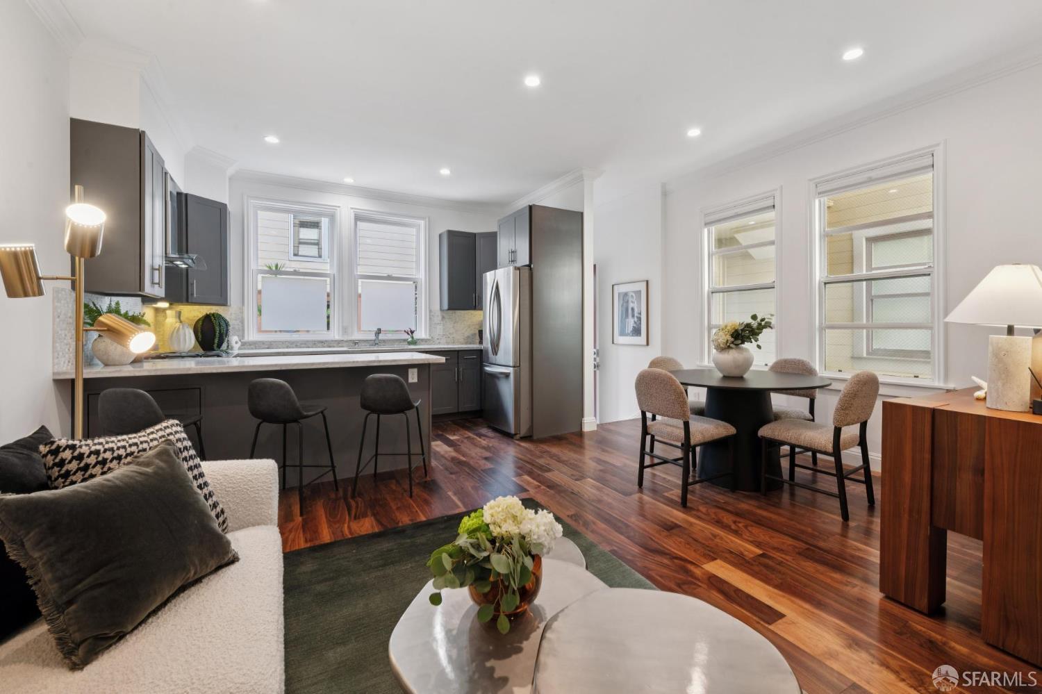 Photo #2: 426112188 Listing: Photo #2