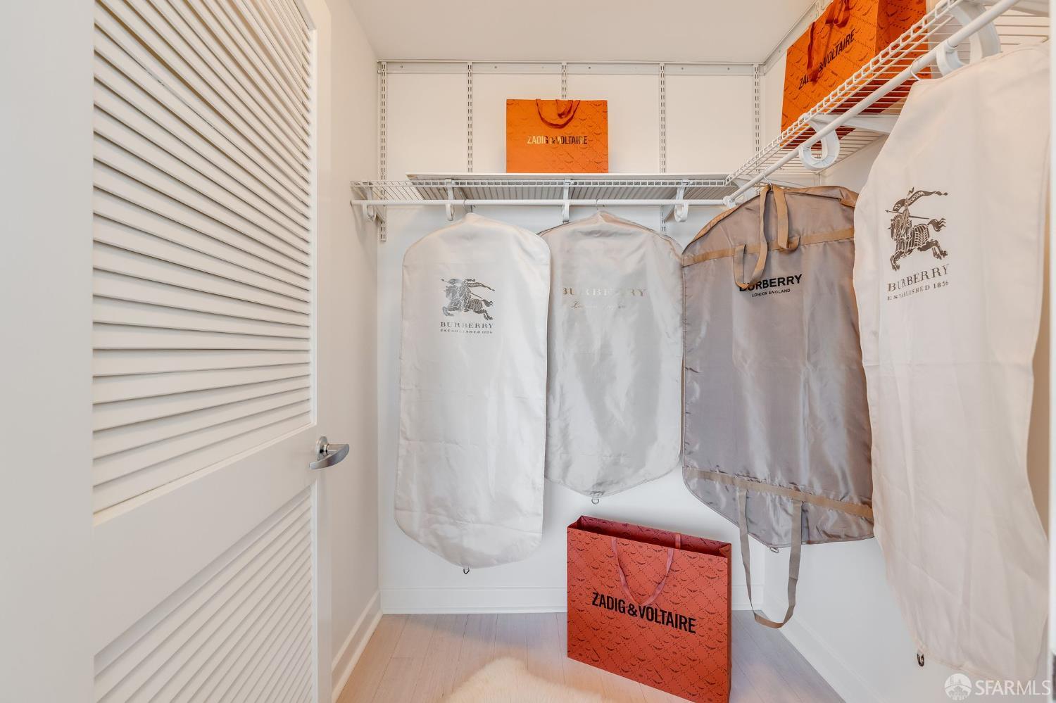 Photo #26: 426100759 Listing: Photo #26