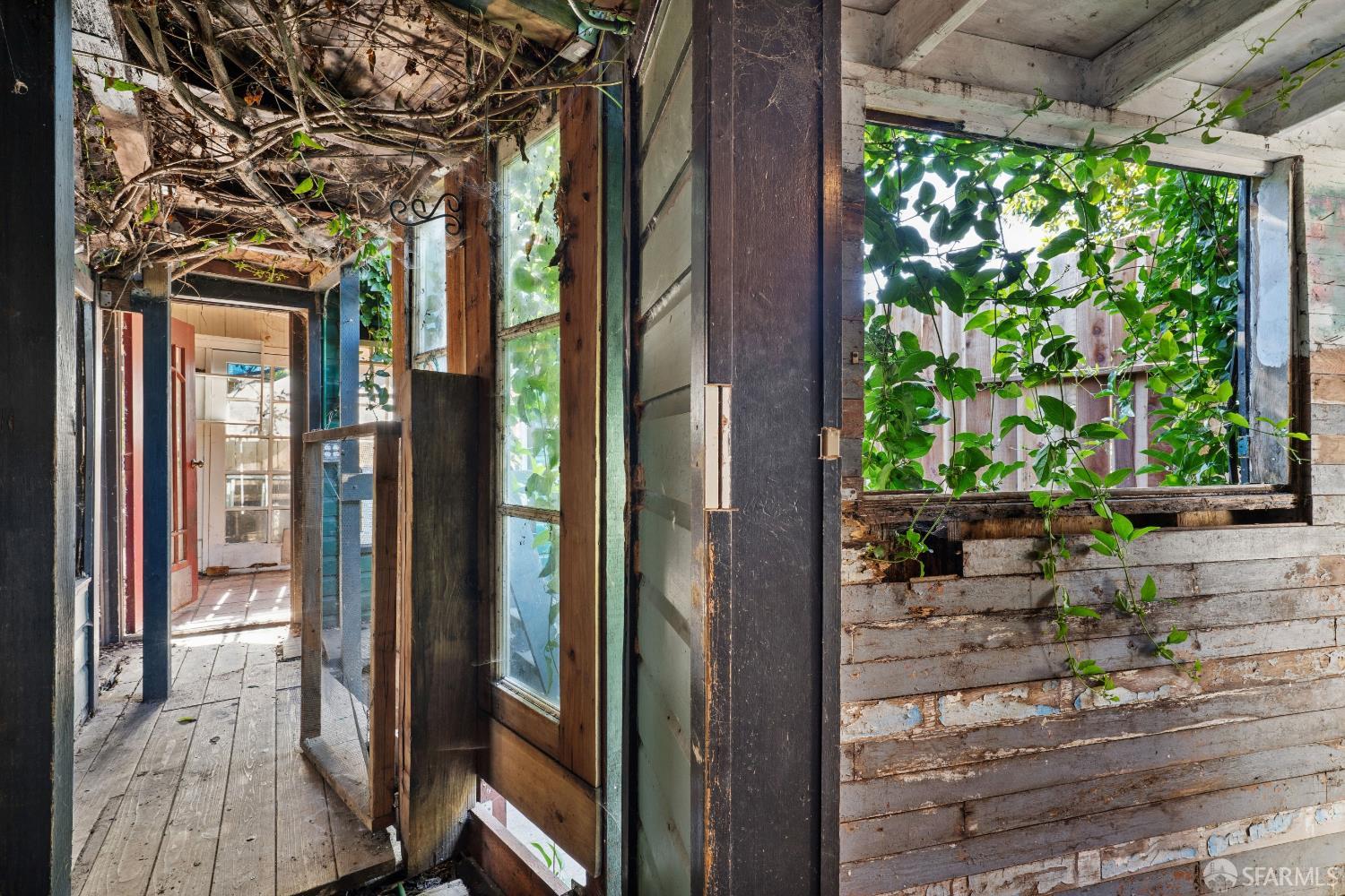 Detail Gallery Image 20 of 32 For 513 Athens St, San Francisco,  CA 94112 - 2 Beds | 1 Baths