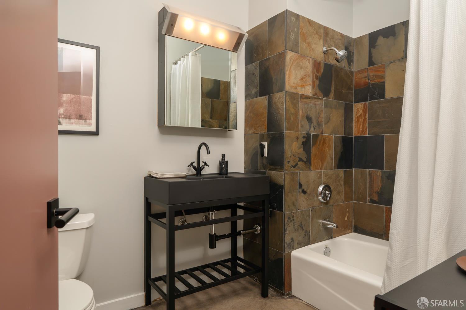 Photo #13: 426114069 Listing: Photo #13