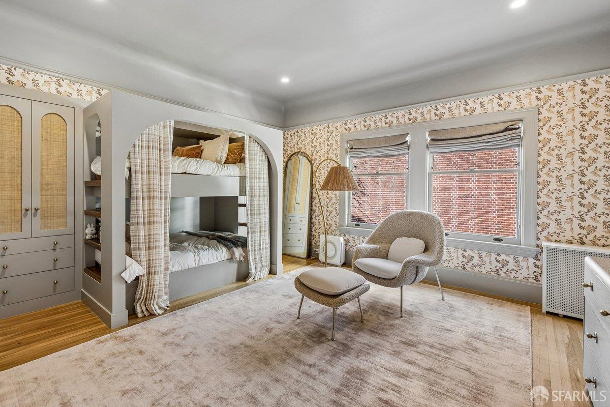 Detail Gallery Image 49 of 85 For 2196 Jackson St, San Francisco,  CA 94115 - 5 Beds | 4/1 Baths